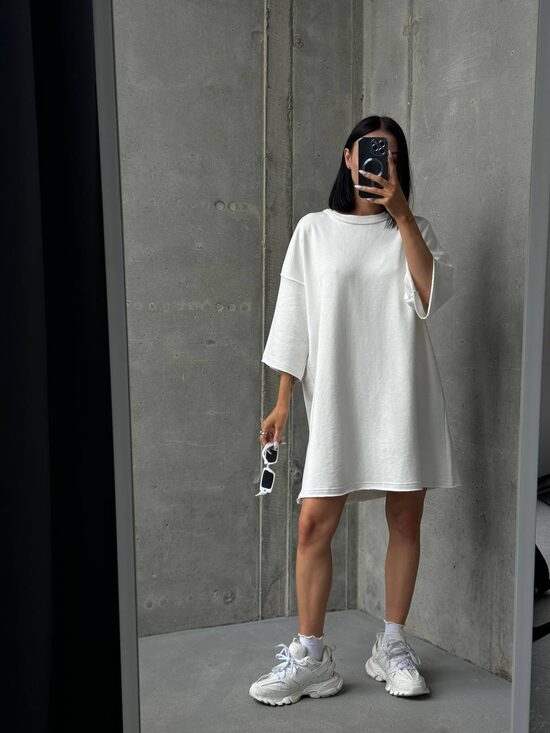 Базова оверсайз футболка з м’якої трьохнитки 🤍